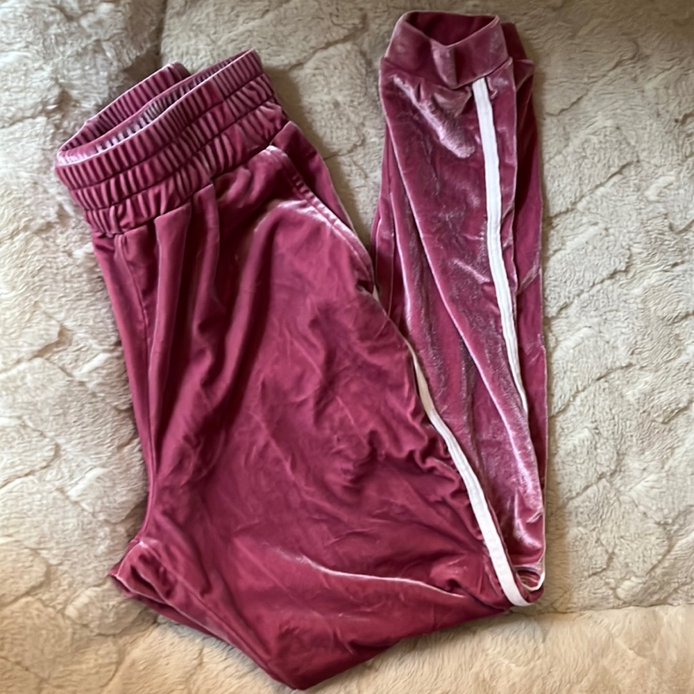 Say What pink sweats